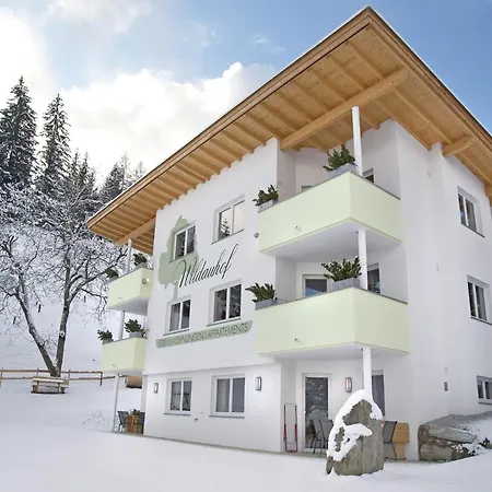 Luxurious In F Gen Near Forest
